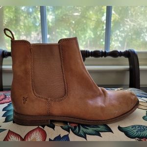 Frye Leather Chelsea boots